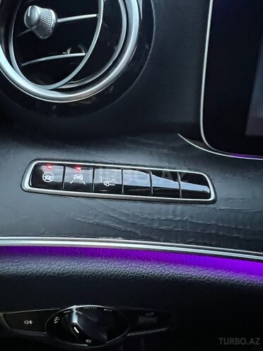 Mercedes E 220 d 2016, 227,800 km - 2.0 l - Bakı