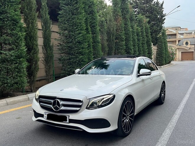 Mercedes E 220 d 2016, 227,800 km - 2.0 l - Bakı