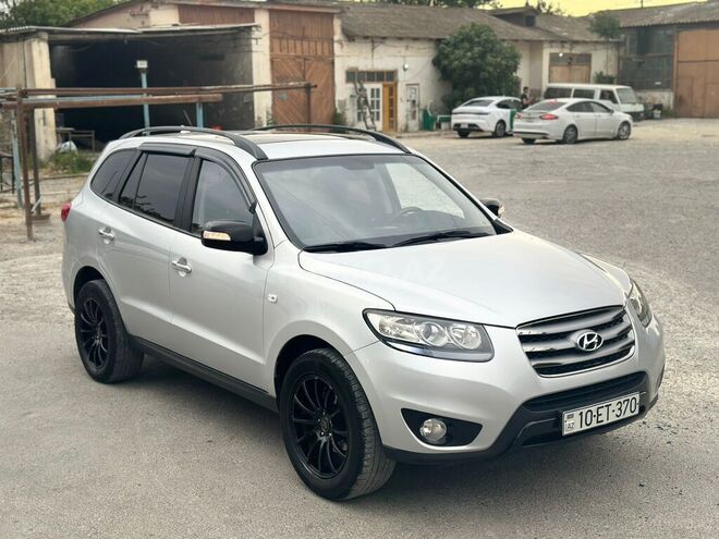 Hyundai Santa Fe 2012, 239,000 km - 2.0 л - Bakı