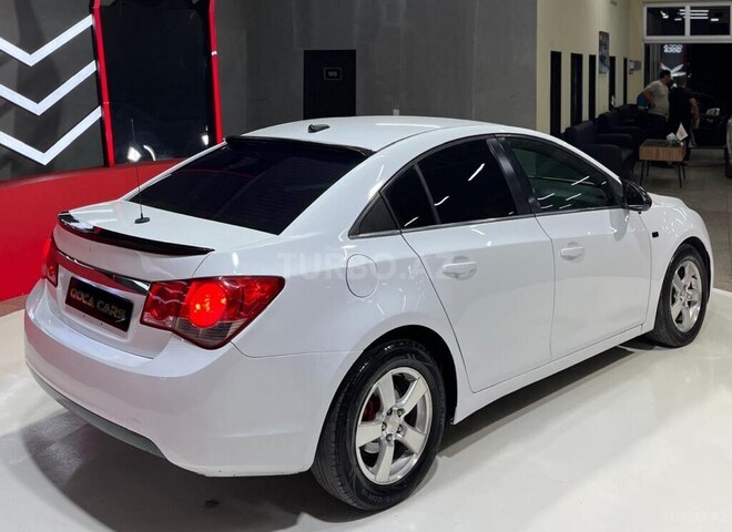 Chevrolet Cruze-9