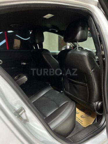 Chevrolet Cruze-18