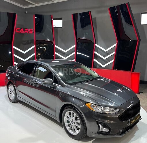 Ford Fusion (North America) 2019, 111,045 km - 1.5 l - Sumqayıt