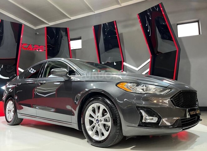 Ford Fusion (North America) 2019, 111,045 km - 1.5 l - Sumqayıt
