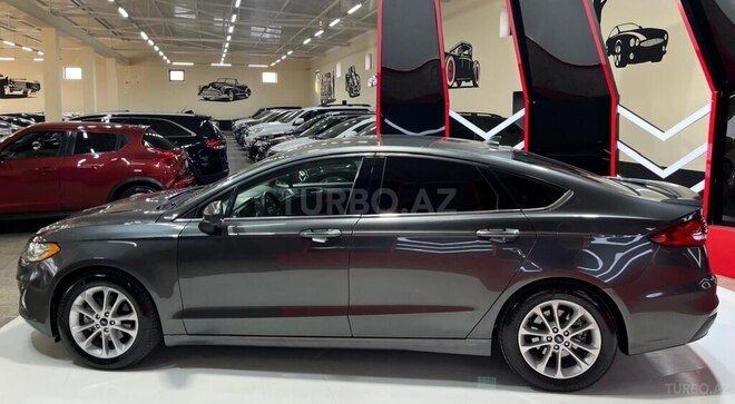 Ford Fusion (North America) 2019, 111,045 km - 1.5 l - Sumqayıt