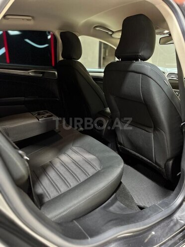 Ford Fusion (North America) 2019, 111,045 km - 1.5 l - Sumqayıt