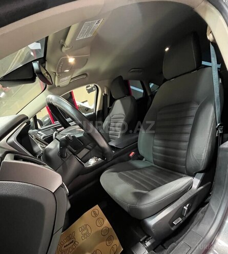 Ford Fusion (North America) 2019, 111,045 km - 1.5 l - Sumqayıt