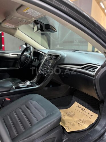Ford Fusion (North America) 2019, 111,045 km - 1.5 l - Sumqayıt
