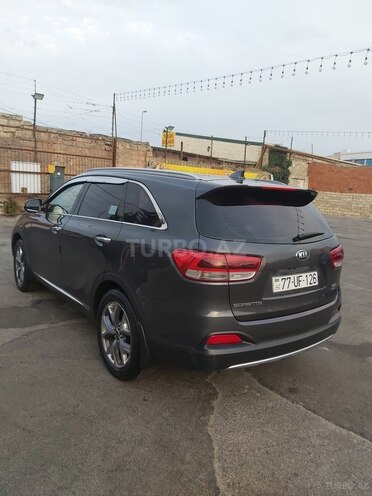 Kia Sorento-6