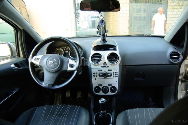 Opel Corsa 2006, 300,000 km - 1.2 l - Bakı