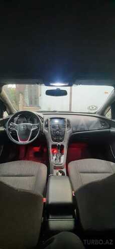Opel Astra 2012, 260,000 km - 1.4 l - Bakı