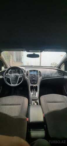 Opel Astra 2012, 260,000 km - 1.4 l - Bakı