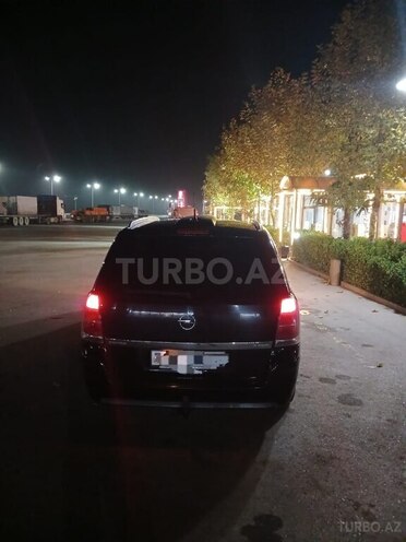 Opel Zafira 2005, 400,000 km - 2.0 l - Astara