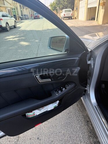 Mercedes E 250 4MATIC 2012, 223,000 km - 2.1 l - Bakı