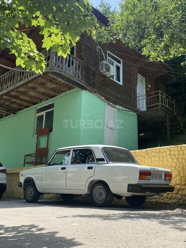 LADA (VAZ) 2107 2009, 95,000 km - 1.6 l - Salyan