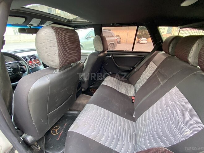 Mercedes C 220 d 1999, 352,000 km - 2.2 l - Bakı