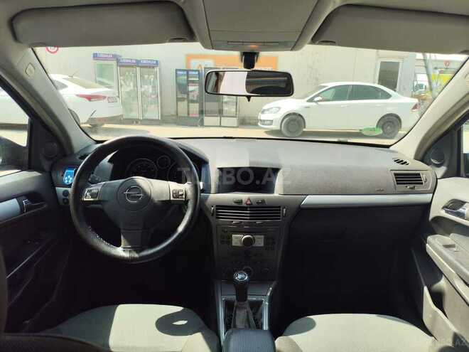 Opel Astra 2005, 284,000 km - 1.4 l - Bakı