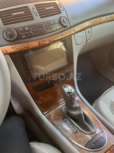 Mercedes E 220 d 2004, 396,000 km - 2.2 l - Bakı