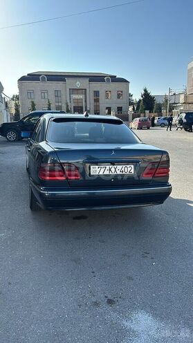 Mercedes E 230 1996, 486,000 km - 2.3 l - Bakı