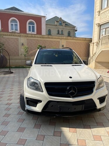 Mercedes GL 500 4MATIC 2013, 203,550 km - 5.0 l - Bakı