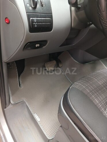 Mercedes Vito 111 2006, 281,000 km - 2.2 л - Mingəçevir
