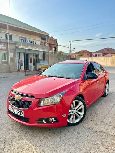 Chevrolet Cruze 2015, 281,635 km - 1.4 л - Sumqayıt