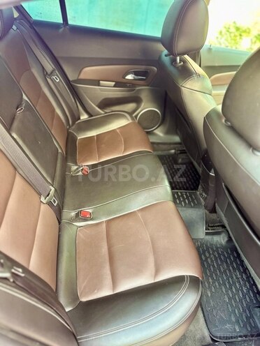 Chevrolet Cruze 2015, 281,635 km - 1.4 л - Sumqayıt