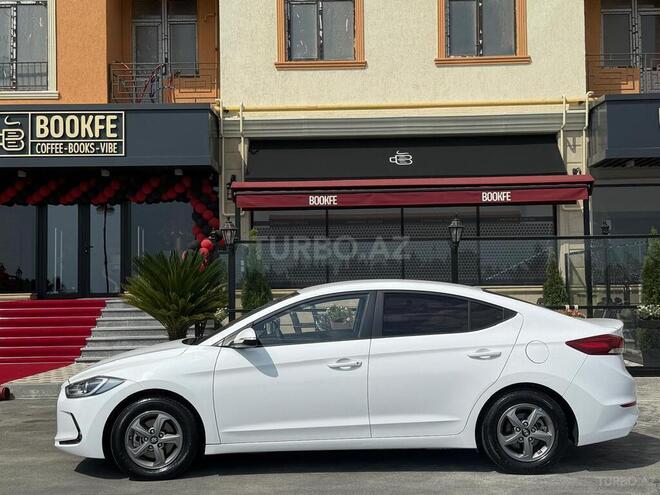 Hyundai Avante 2018, 100,279 km - 1.6 л - Bakı