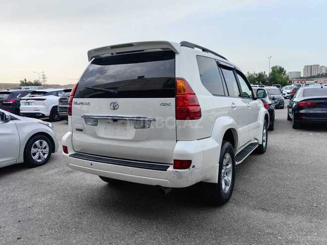Toyota Land Cruiser Prado-9