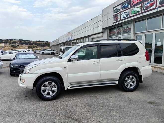 Toyota Land Cruiser Prado-12