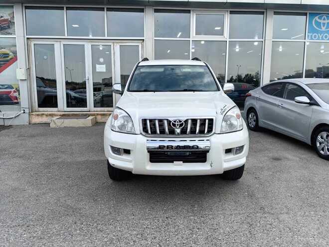 Toyota Land Cruiser Prado-1