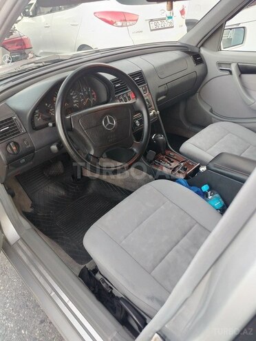 Mercedes C 220 d 1999, 260,000 km - 2.2 л - Bakı
