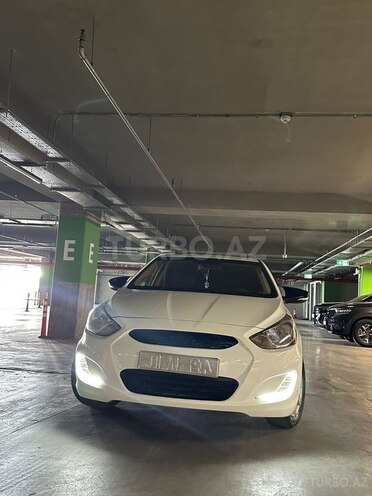 Hyundai Accent 2011, 220,073 km - 1.6 l - Bakı