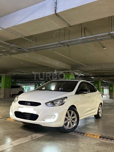 Hyundai Accent 2011, 220,073 km - 1.6 l - Bakı