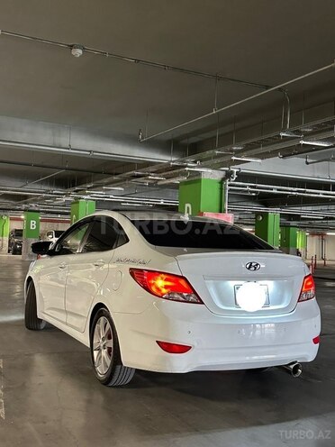 Hyundai Accent 2011, 220,073 km - 1.6 l - Bakı