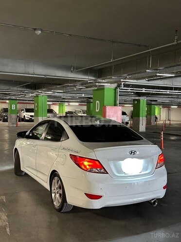 Hyundai Accent 2011, 220,073 km - 1.6 l - Bakı