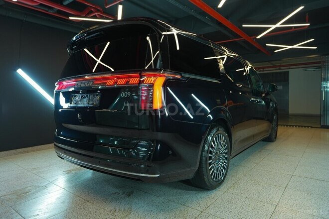 ZEEKR 009 2023, 12,500 km - 0.0 l - Bakı