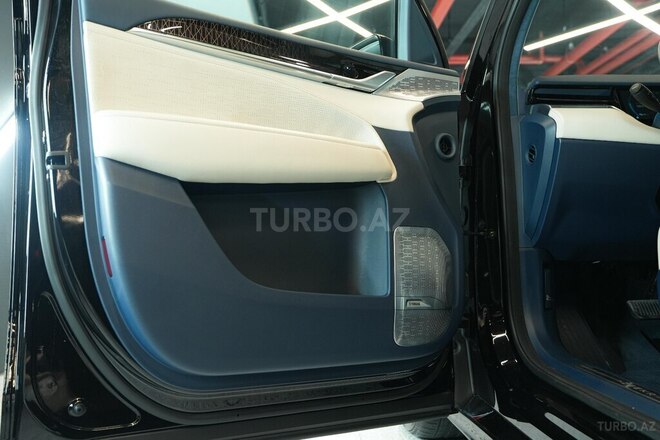 ZEEKR 009 2023, 12,500 km - 0.0 l - Bakı