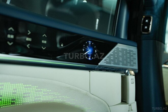 ZEEKR 009 2023, 12,500 km - 0.0 l - Bakı