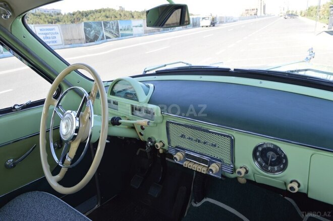 GAZ 21 1968, 220,000 km - 2.4 l - Sumqayıt