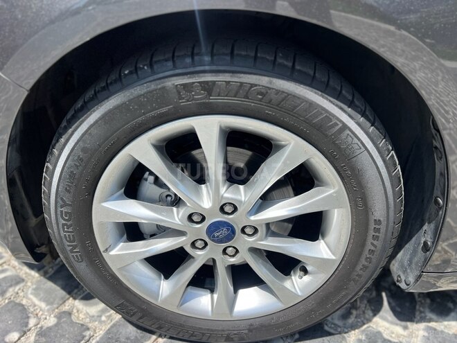 Ford Fusion (North America)-13