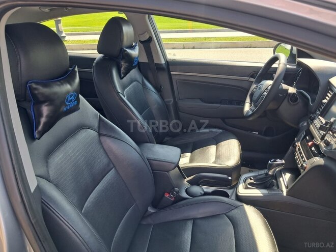 Hyundai Elantra 2017, 259,104 km - 2.0 l - Bakı