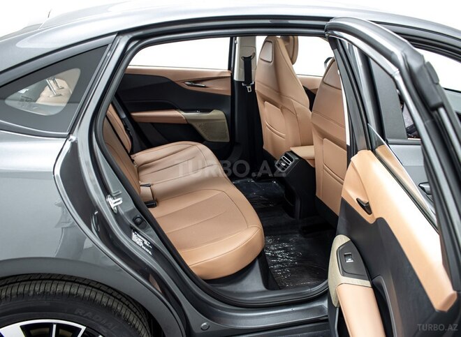 Changan Qiyuan A05-17
