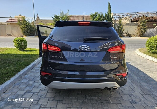 Hyundai Santa Fe-3