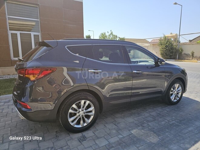 Hyundai Santa Fe-5