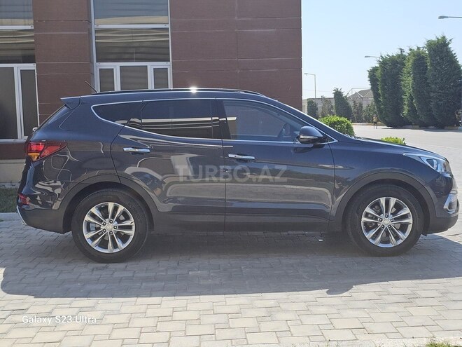 Hyundai Santa Fe-4