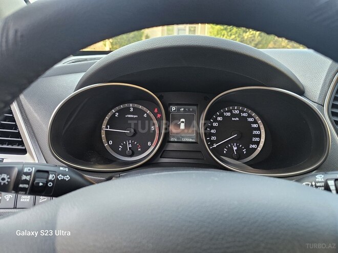 Hyundai Santa Fe-9