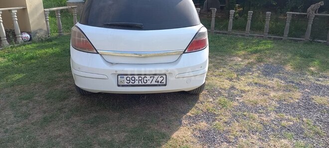 Opel Astra 2009, 301,000 km - 1.4 l - Masallı