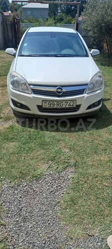Opel Astra 2009, 301,000 km - 1.4 l - Masallı