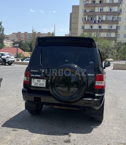 Mitsubishi Pajero io 2003, 260,000 km - 1.8 l - Bakı
