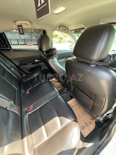 Chevrolet Cruze 2015, 267,778 km - 1.4 л - Bakı
